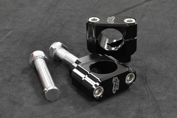 DSC_3061 Renthal Fatbar Oversized Bar Mounts