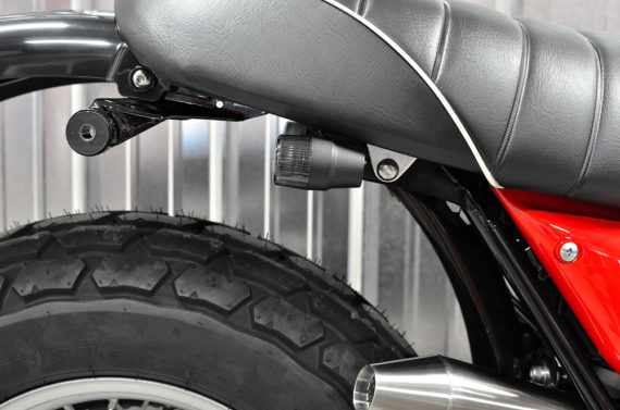 MNNTHBX rear signal mounts for Suzuki VanVan 200