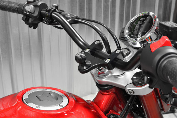 MNNTHBX Phone or Camera Mount - Honda Top Handlebar Clamp