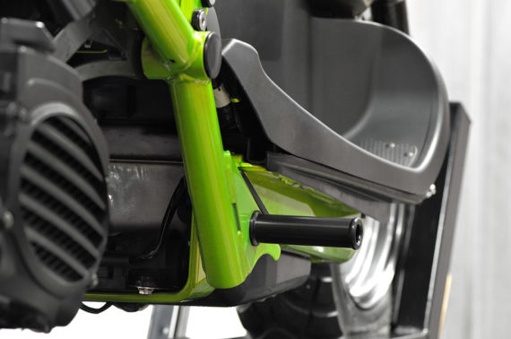 DSC_4873 MNNTHBX Honda Ruckus Foot Pegs