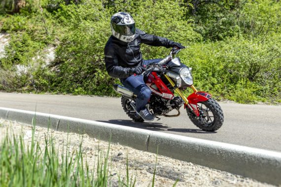 Shinko-Mobber-Tires-First-Look-Motorcycle-Dual-Sport-Grom-Z125-TNT135-2 Shinko Mobber Knobby 12" Tire