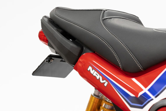 MNNTHBX Fender Eliminator for the Honda Navi 110 - OPTIONAL Yoshimura Micro LED Turnsignals