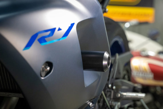 MNNTHBX Frame Sliders for Yamaha R7