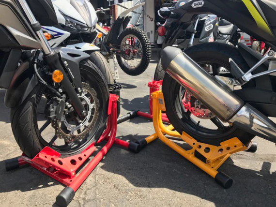 Baxley Sport Chock for 17" wheel - Sport Bikes - 6 COLOR OPTIONS