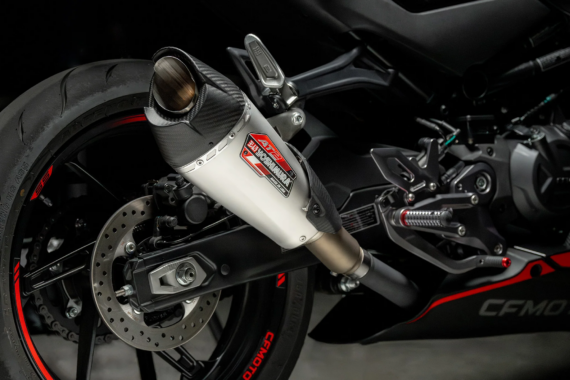 Yoshimura AT2 STAINLESS SLIP-ON EXHAUST, W/ STAINLESS MUFFLER for CFMoto 450 SS/NK 2024+
