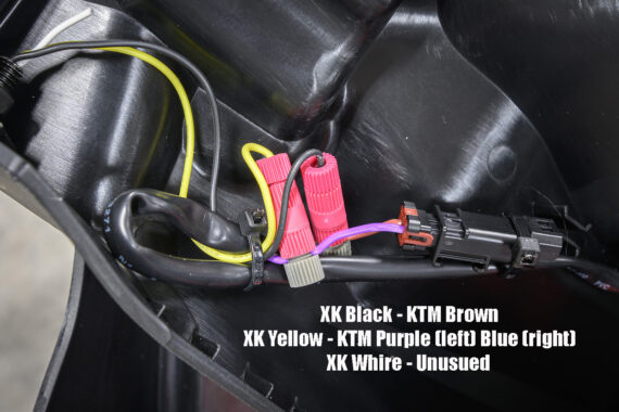KTM 990 Duke XK Glow Front Turn signal kit by MNNTHBX