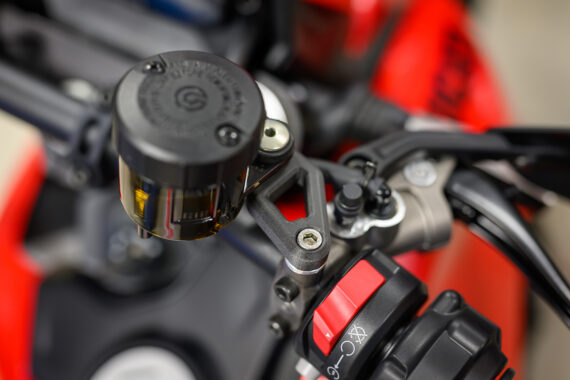 GJH_3372 Ducati Hypermotard 698 Mono Mirror Elimination Kit - Reservoir Brackets