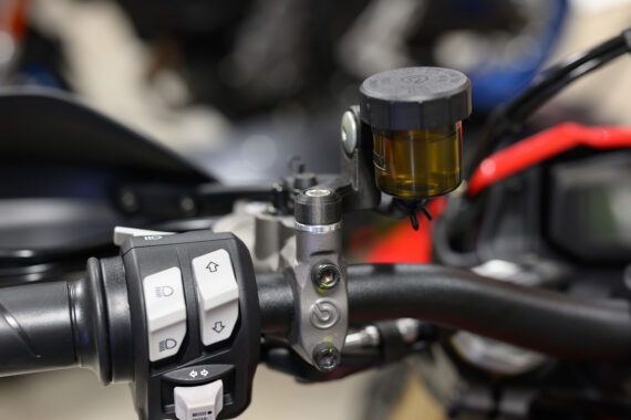 GJH_3375 Ducati Hypermotard 698 Mono Mirror Elimination Kit & Reservoir Brackets